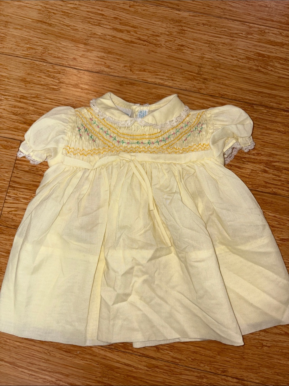 Vintage Cherubs Yellow Hand Smocked Embroidered Baby Dress Size 9M cottagecore
